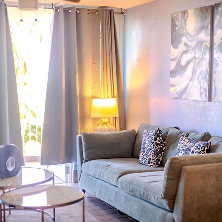 Sunset Paradise Cozy Beachfront Escape - Isla Verde San Juan Zewnętrze zdjęcie
