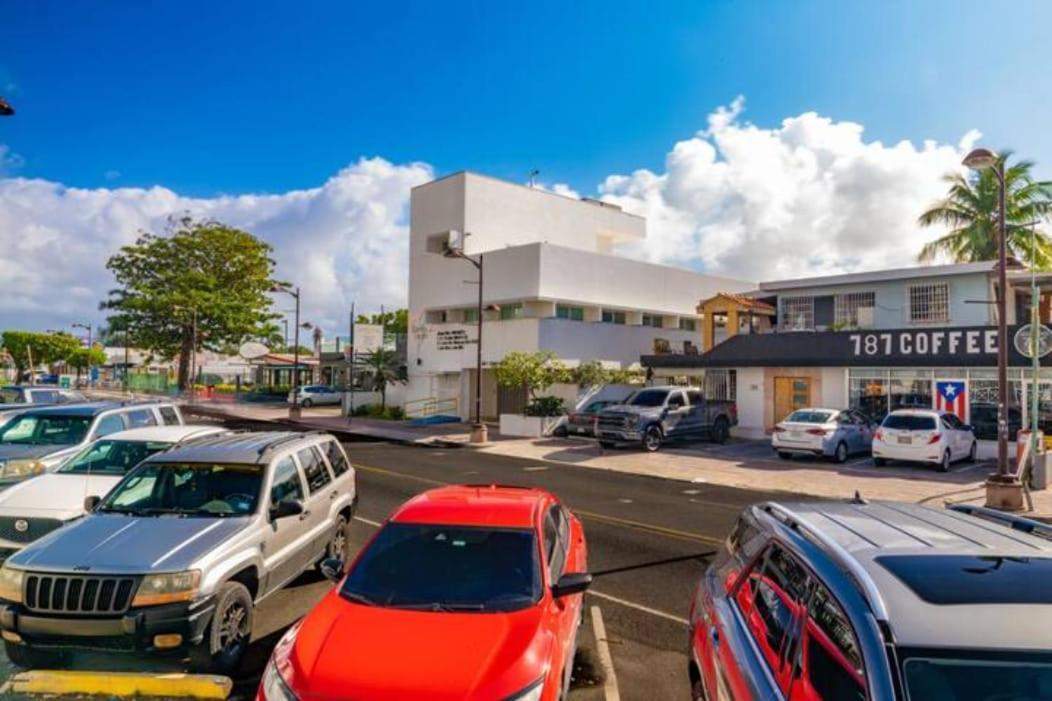 Sunset Paradise Cozy Beachfront Escape - Isla Verde San Juan Zewnętrze zdjęcie